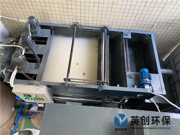 ���̰���